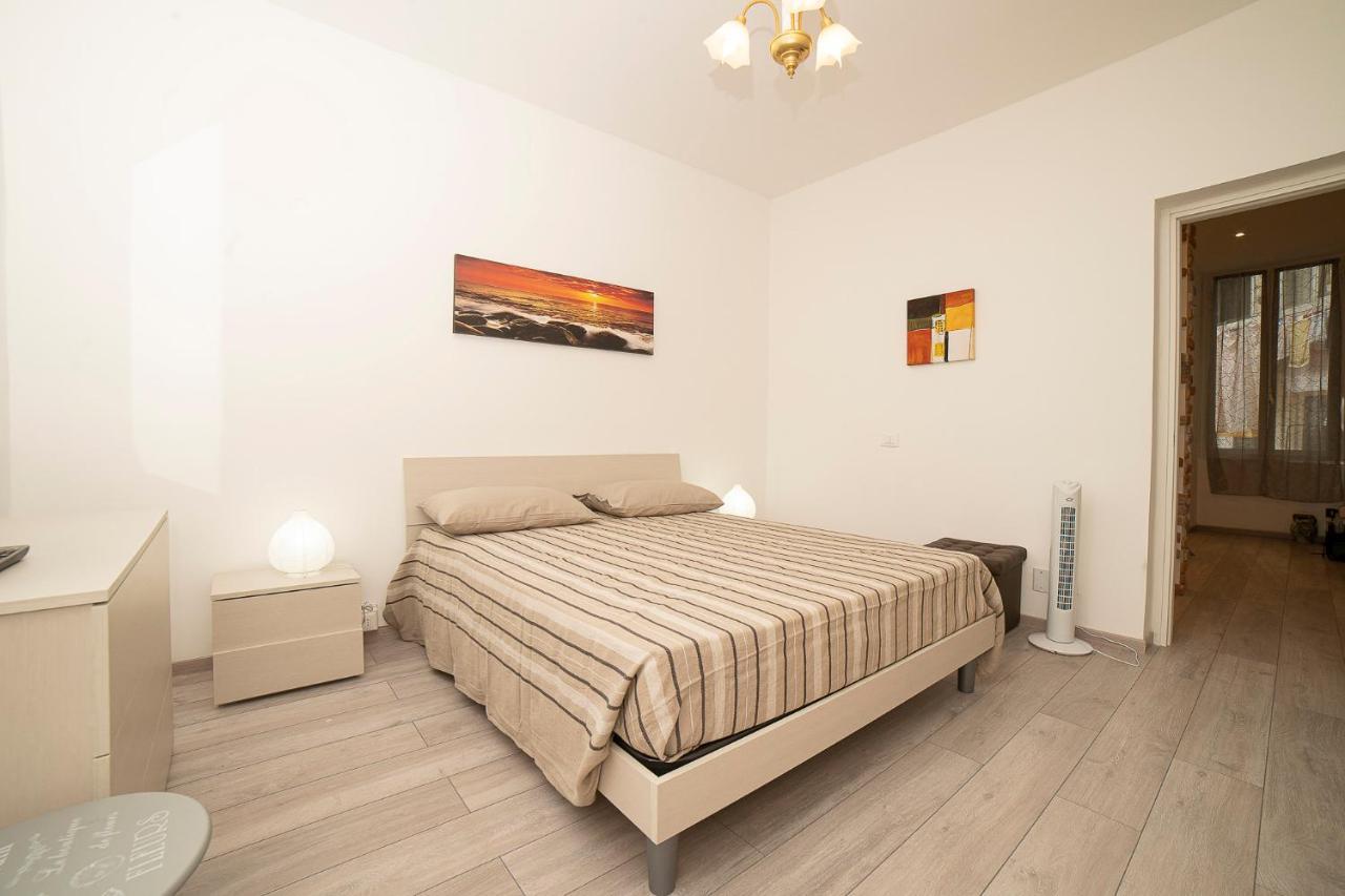 Casa Donna Lidia Apartment Savona Bagian luar foto